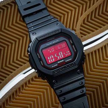 GW-B5600AR-1ER